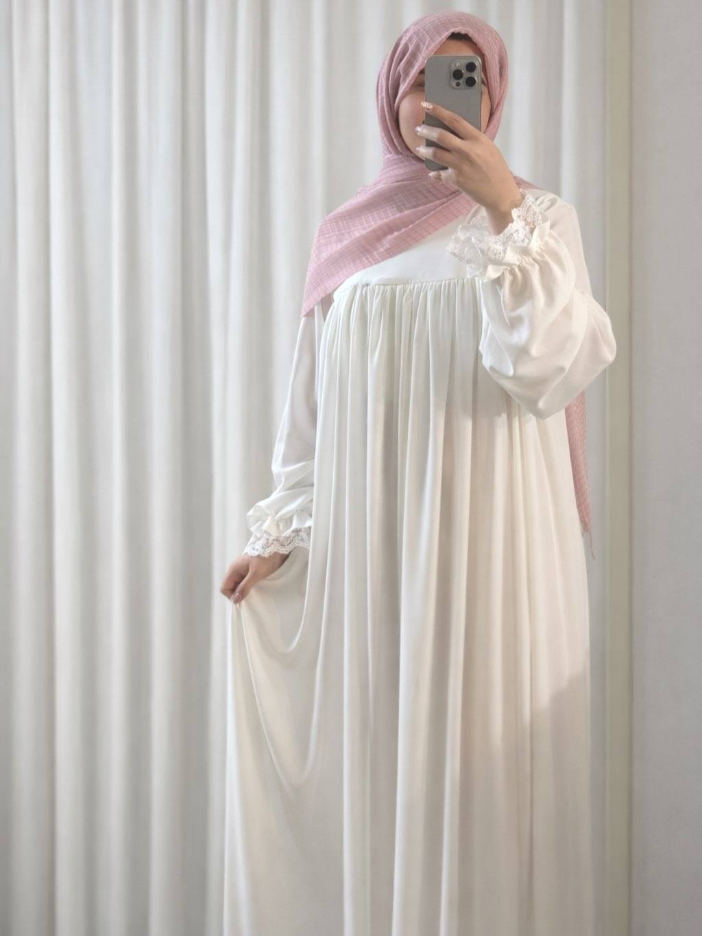 Umrah Lace Abaya